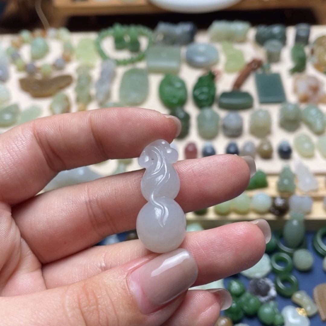 和田玉足银镶嵌吊坠(不含链)