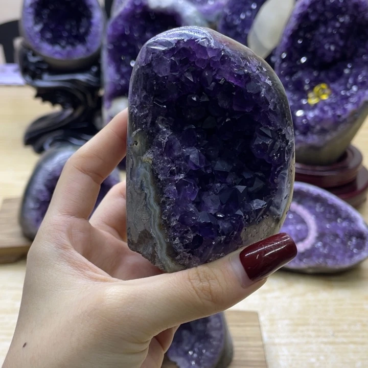 未镶嵌大型摆件（非配饰）紫晶