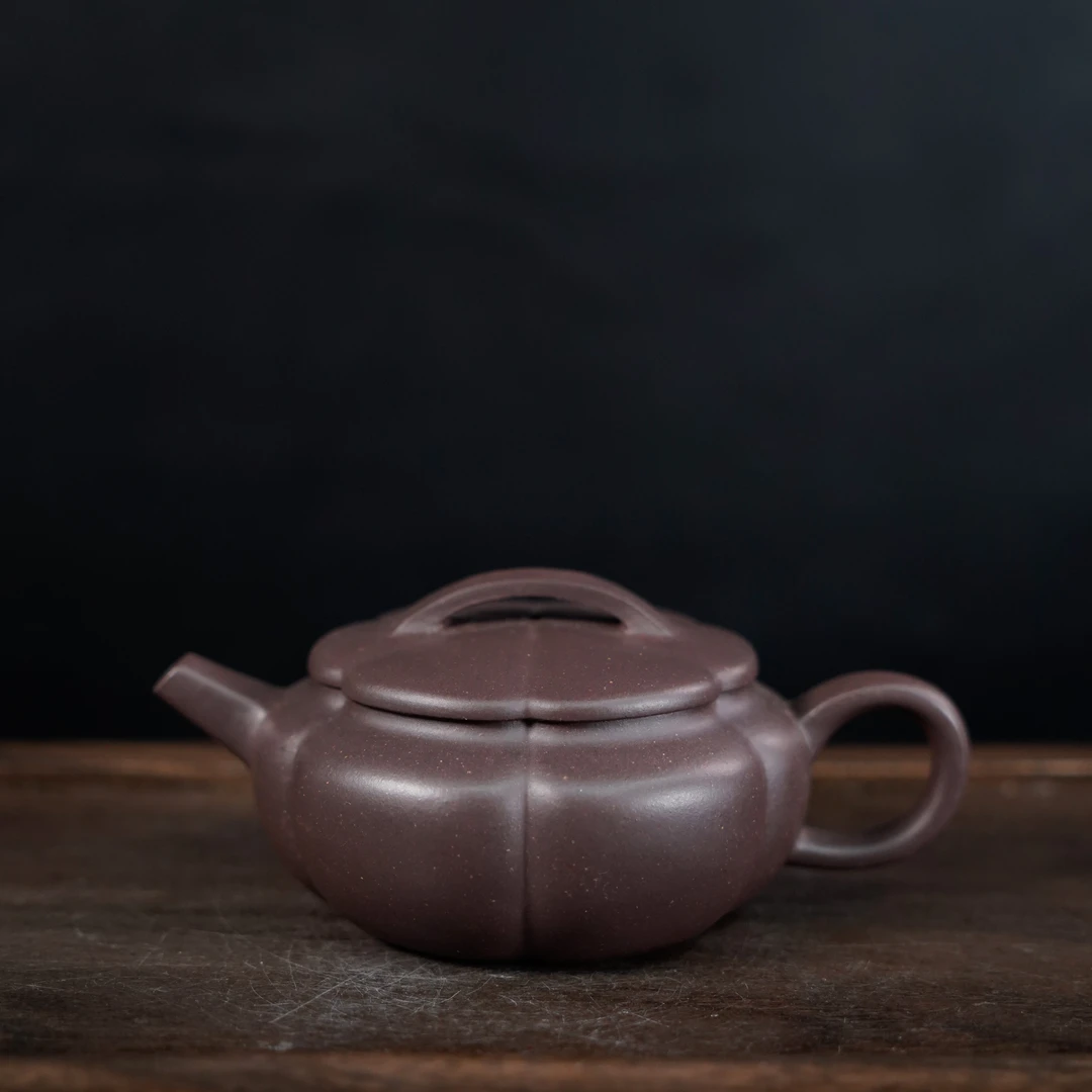 GSZS-7333  宜兴手工紫砂  民间艺人   筋囊汉瓦