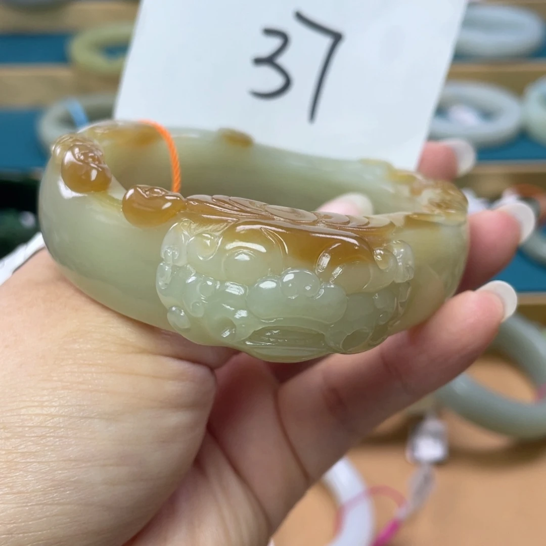 未镶嵌手镯和田玉圈口61