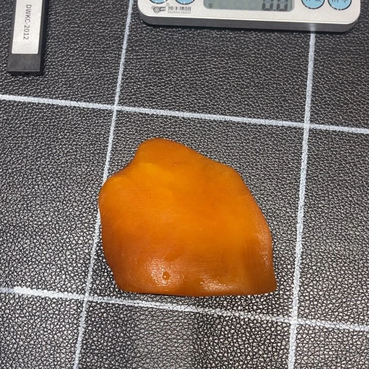 定制蜜蜡未镶嵌裸石