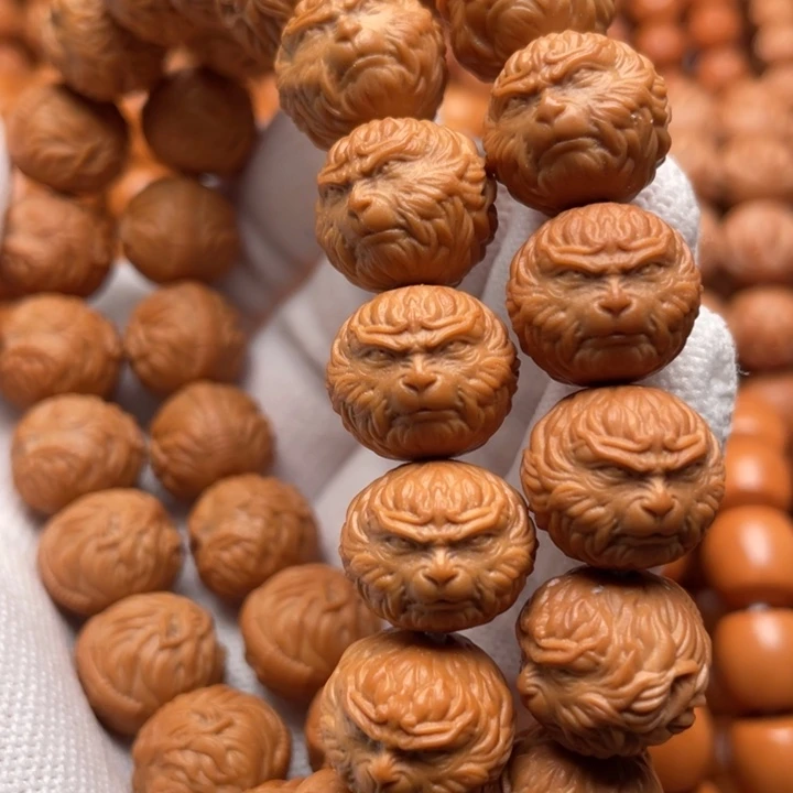 猴头核桃吊坠没***看斗战胜佛