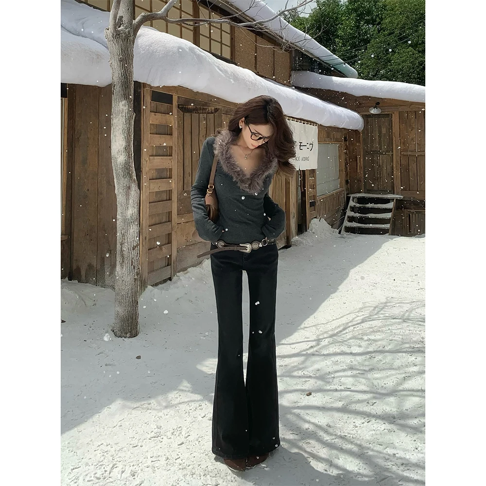 血色樱桃黑灰色微喇牛仔裤女2025新款秋冬修身显瘦中腰喇叭长裤子