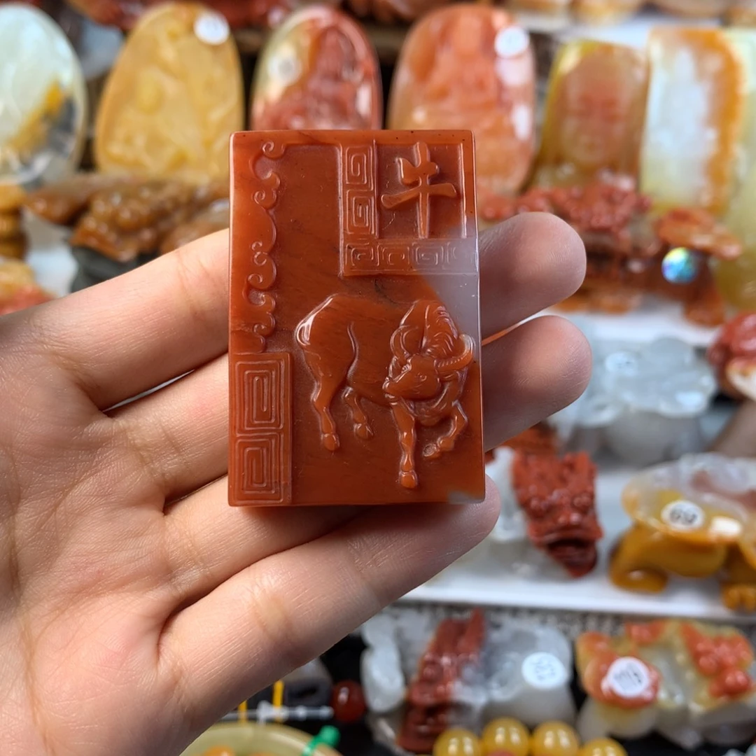 石英质玉（黄龙玉）未镶嵌挂件