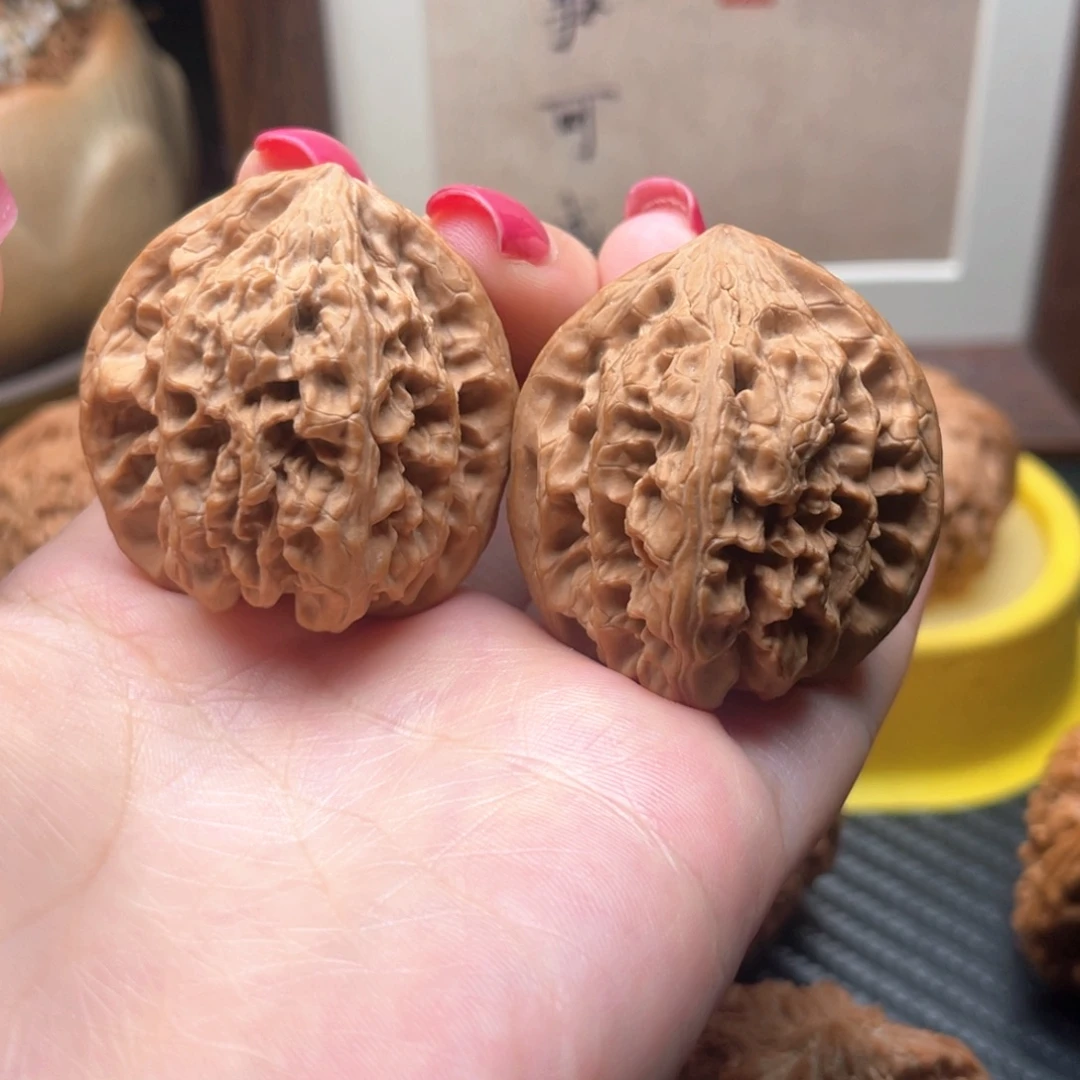 文玩核桃吊坠38野牛