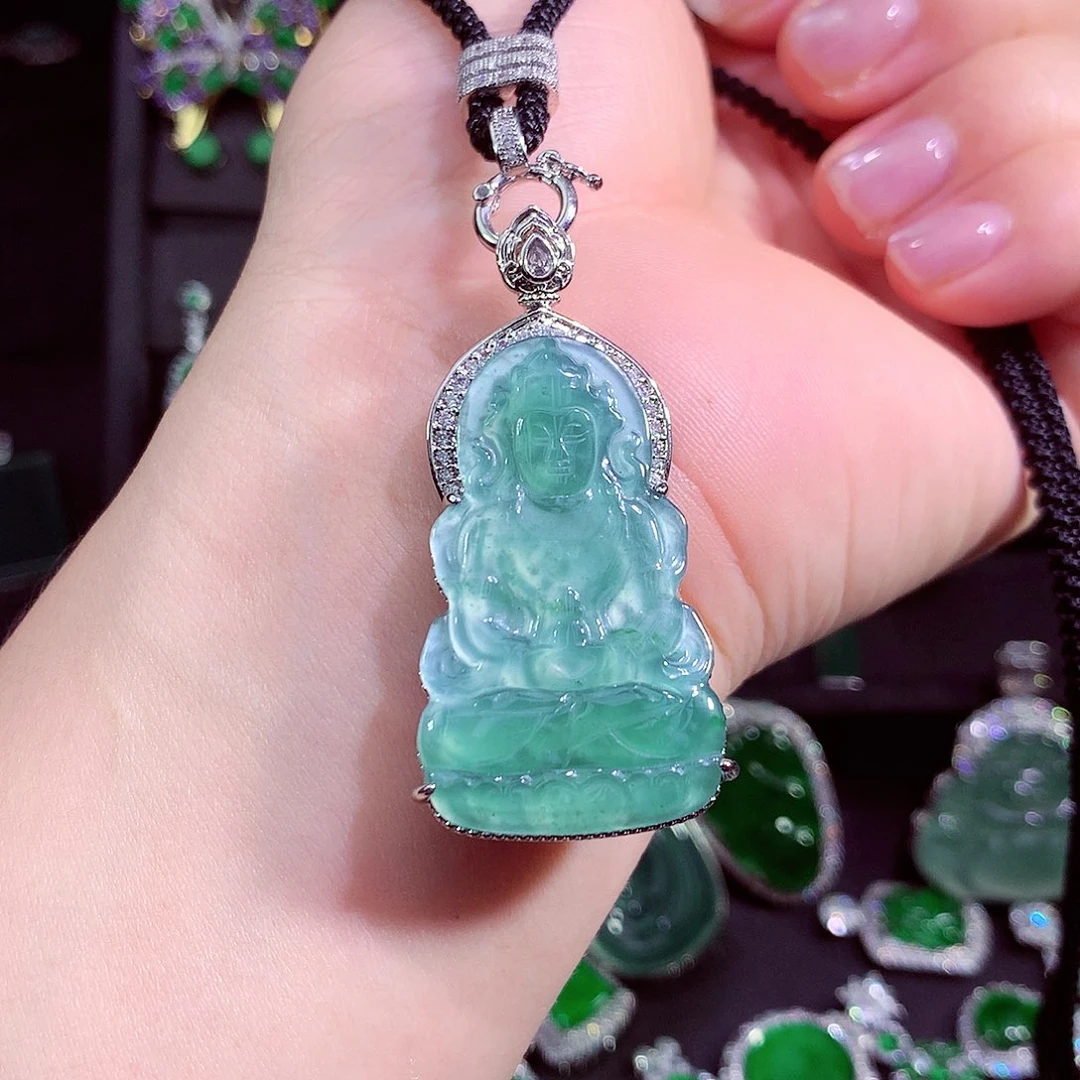 颈饰未镶嵌翡翠天然