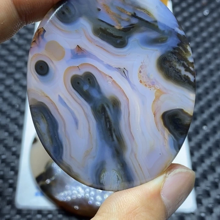 玛瑙/玉髓颈饰未镶嵌留**线