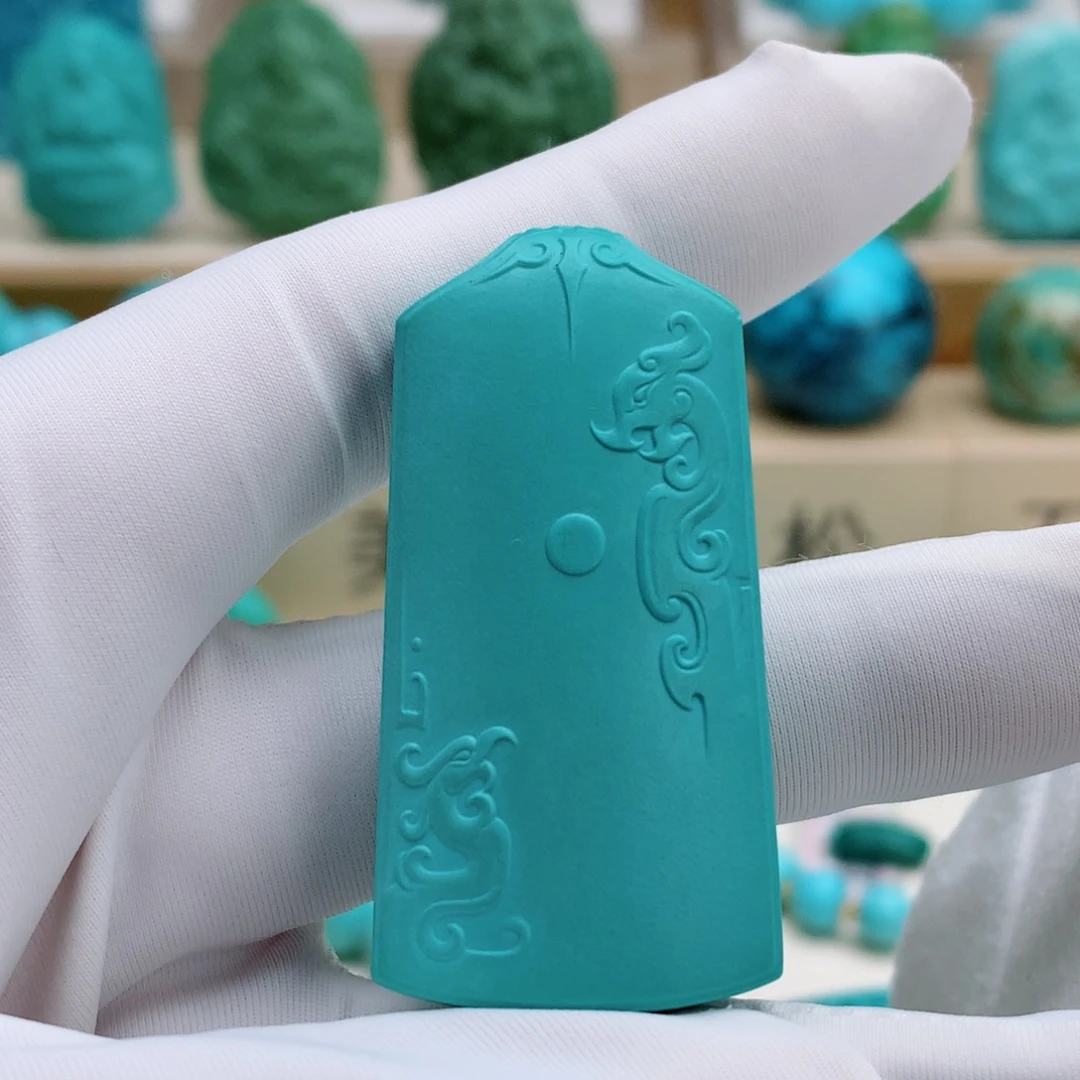 绿松石未镶嵌挂件