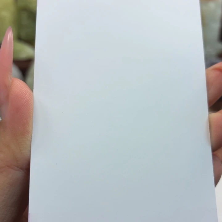 梅***姐和田玉未镶嵌颈饰