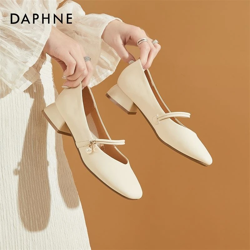 达芙妮法式小香风玛丽珍鞋女2025春季新款气质方头单鞋粗跟晚晚鞋