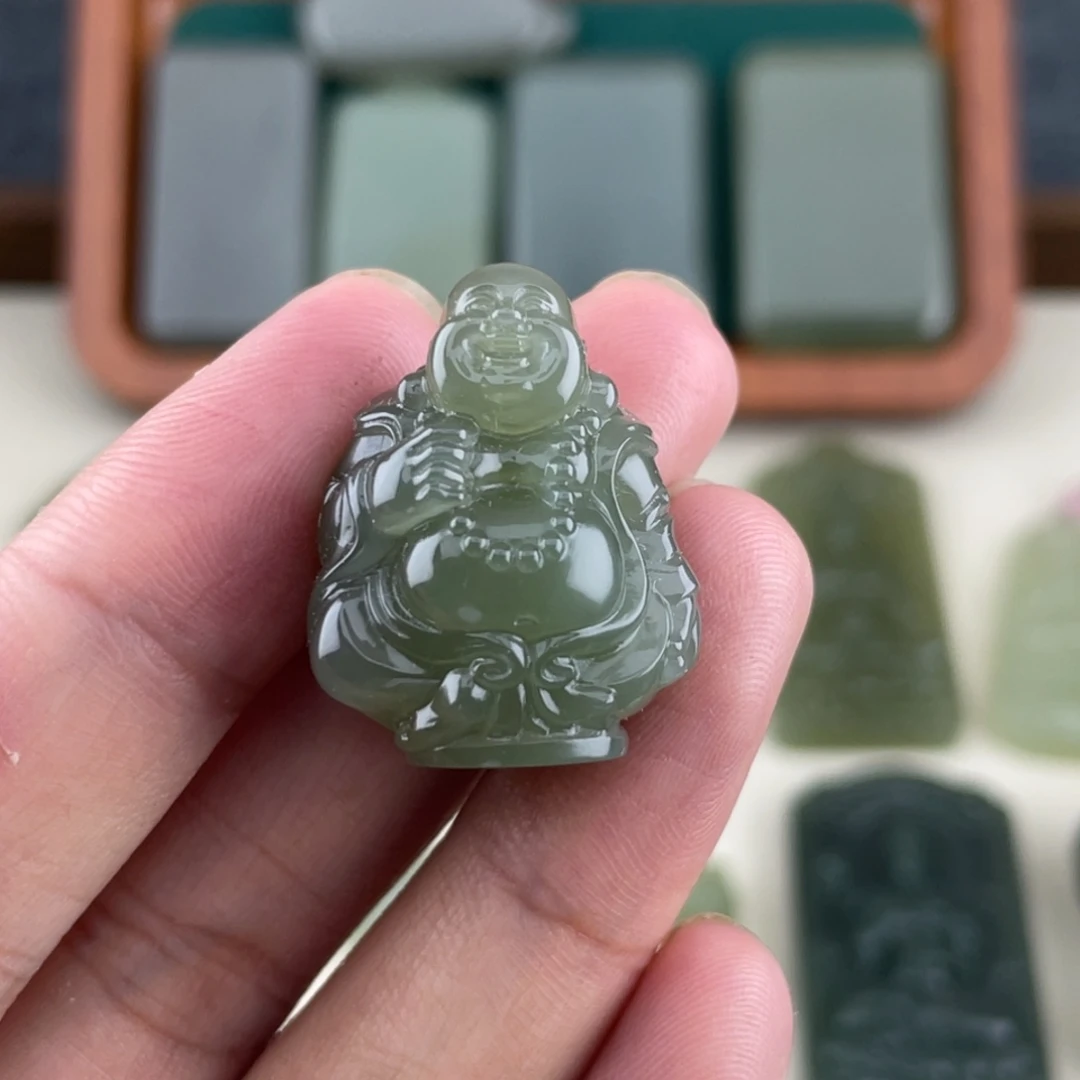 一***司和田玉（糖玉）未镶嵌手链