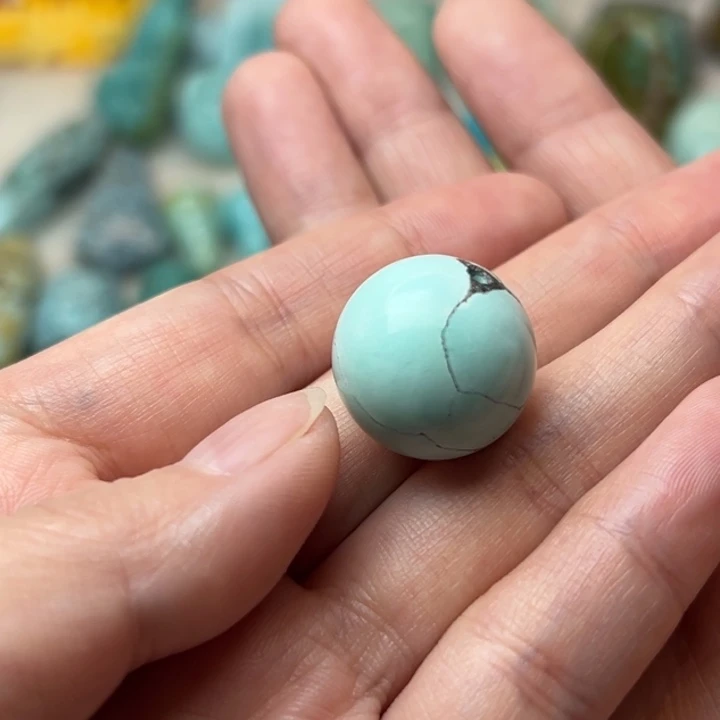 我***七绿松石未镶嵌颈饰