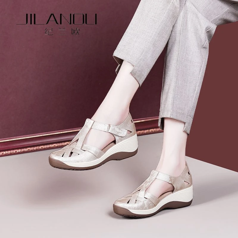 厚底国风镂空鞋子软底软面舒适女鞋2025年夏季新款女休闲真皮凉鞋