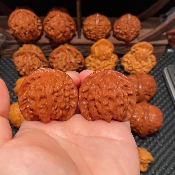 青***哥把件文玩核桃39.5尺寸公子帽0783