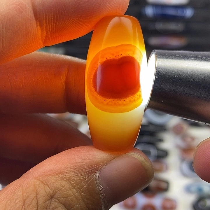 未镶嵌颈饰玛瑙/玉髓