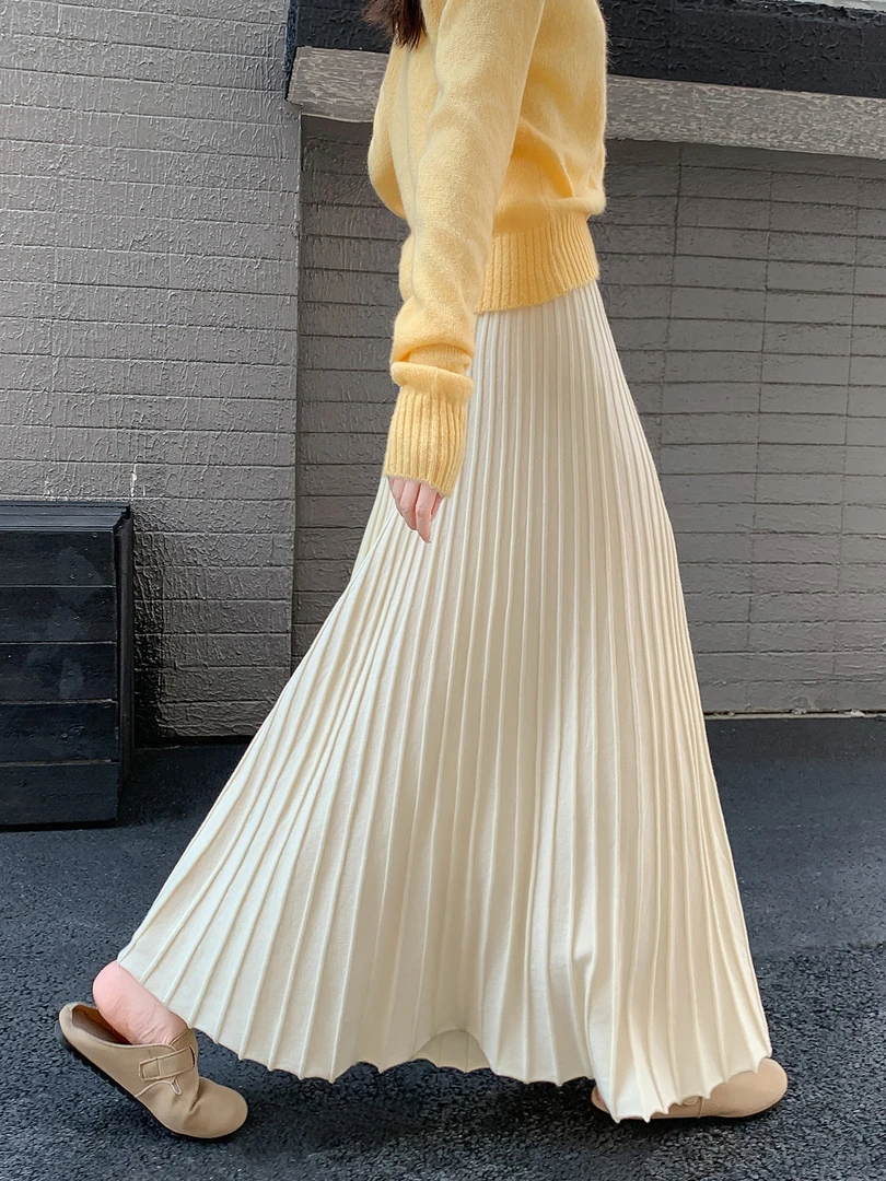 针织半身裙女秋冬2025新款高腰长款气质垂感高级感显瘦a字百褶裙