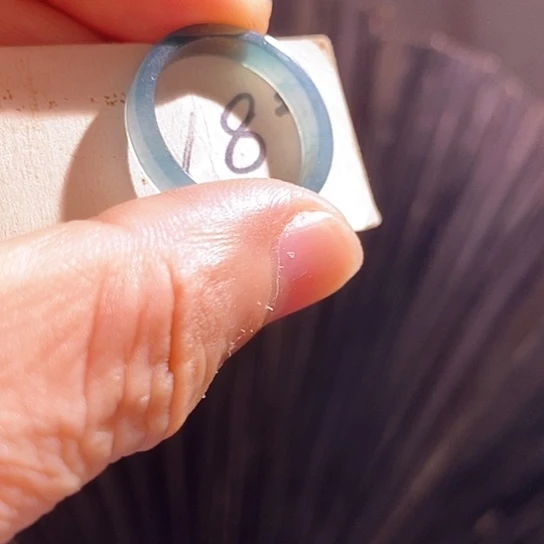 翡翠未镶嵌颈饰Wyipppt