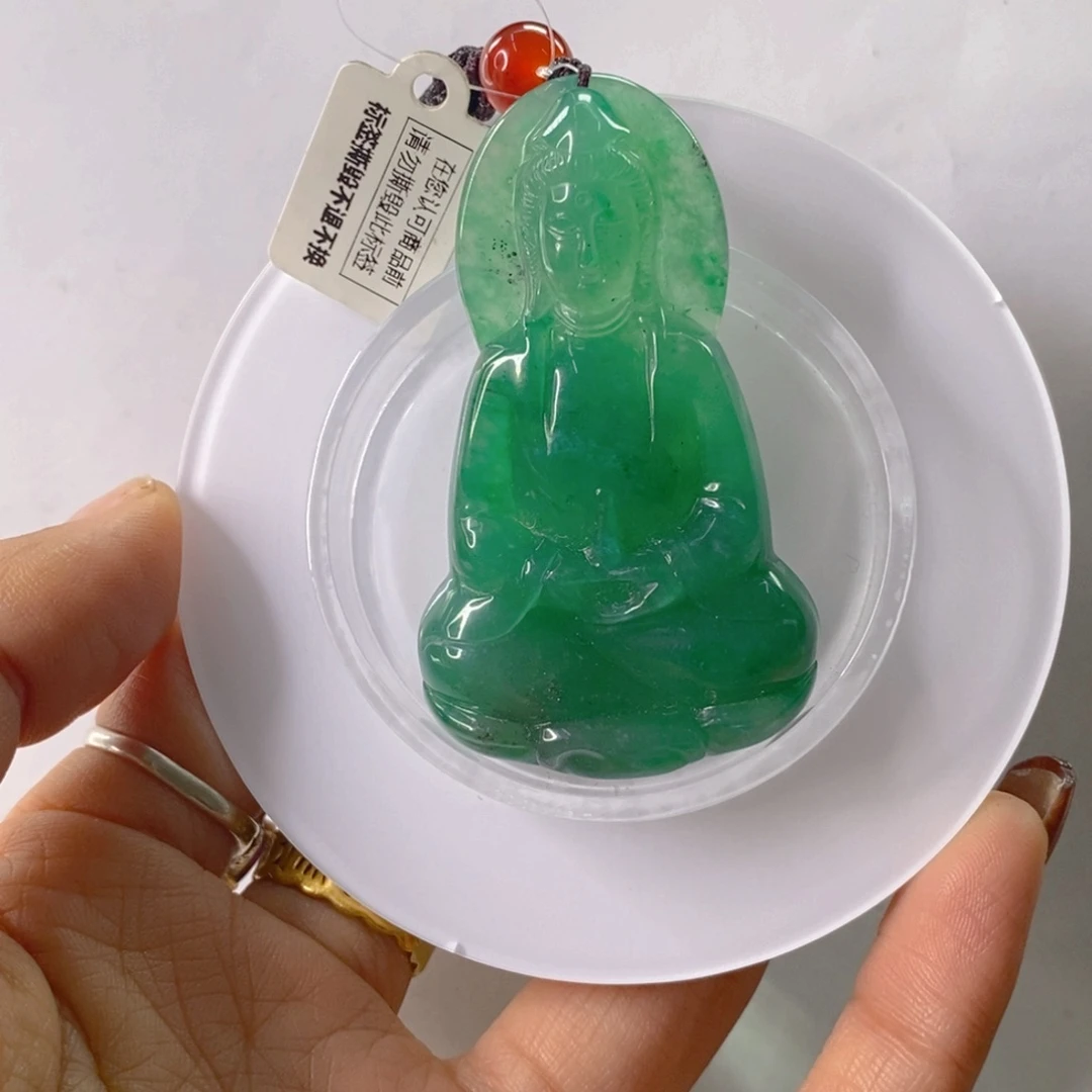 石英质玉未镶嵌颈饰