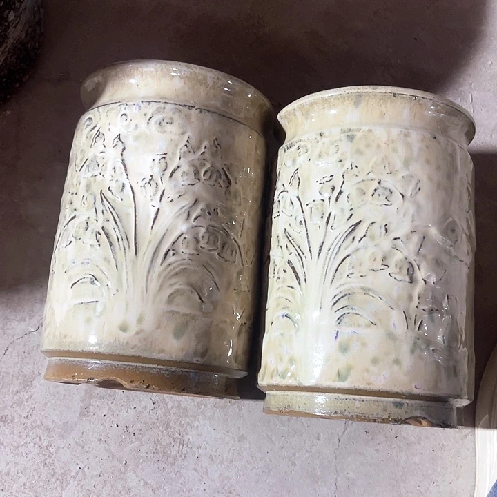 紫砂花盆口径15高度22两只正品