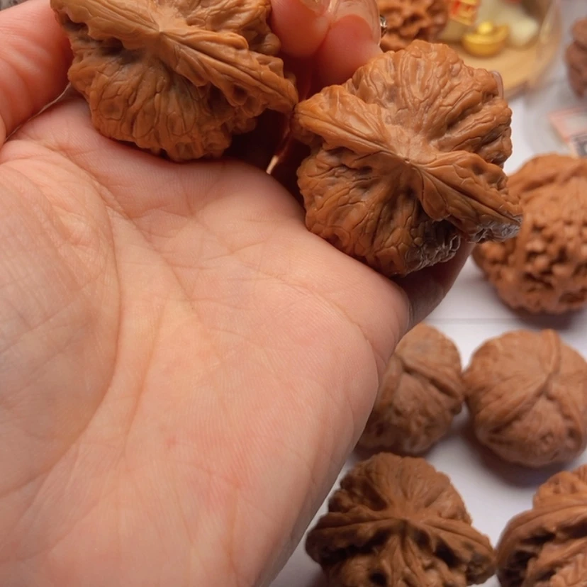 【闪购商品】把件文玩核桃金公子43.5
