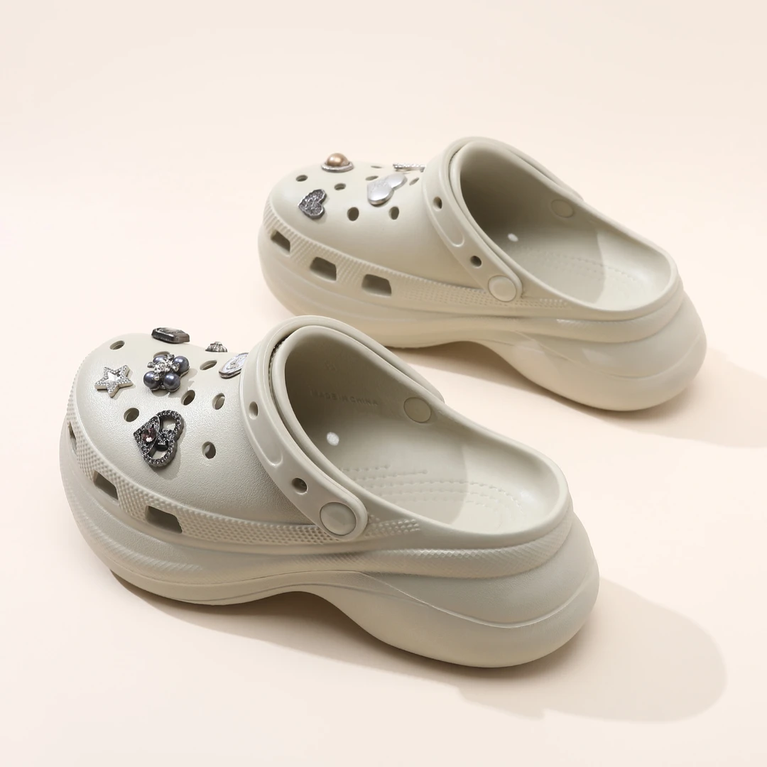 小鲸鱼洞洞鞋女夏季外穿新款厚底增高防滑小个子包头拖网红沙滩鞋