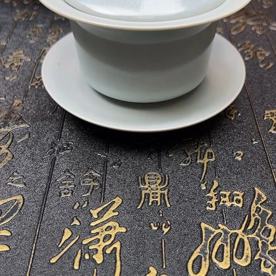 汝瓷月白仿古釉马蹄三才盖碗