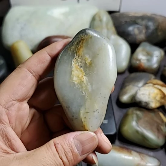 未镶嵌和田玉把件