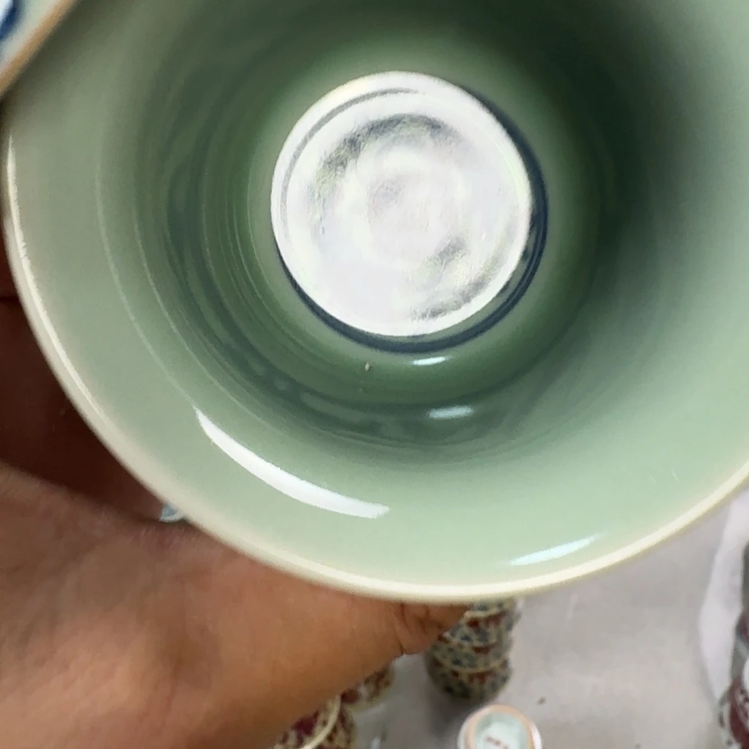 摆件清釉青花缠枝莲两才盖碗