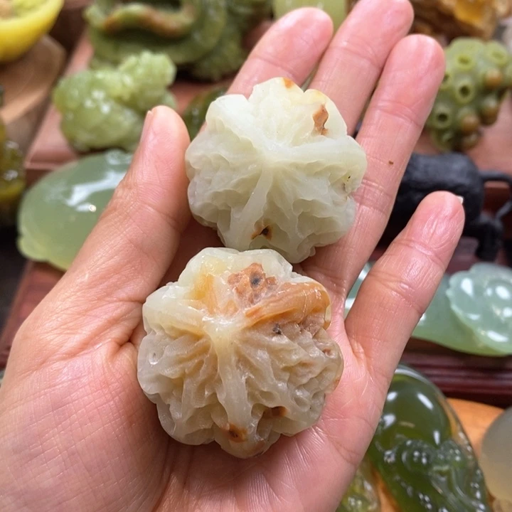 蛇纹石玉未镶嵌手把秋**叶