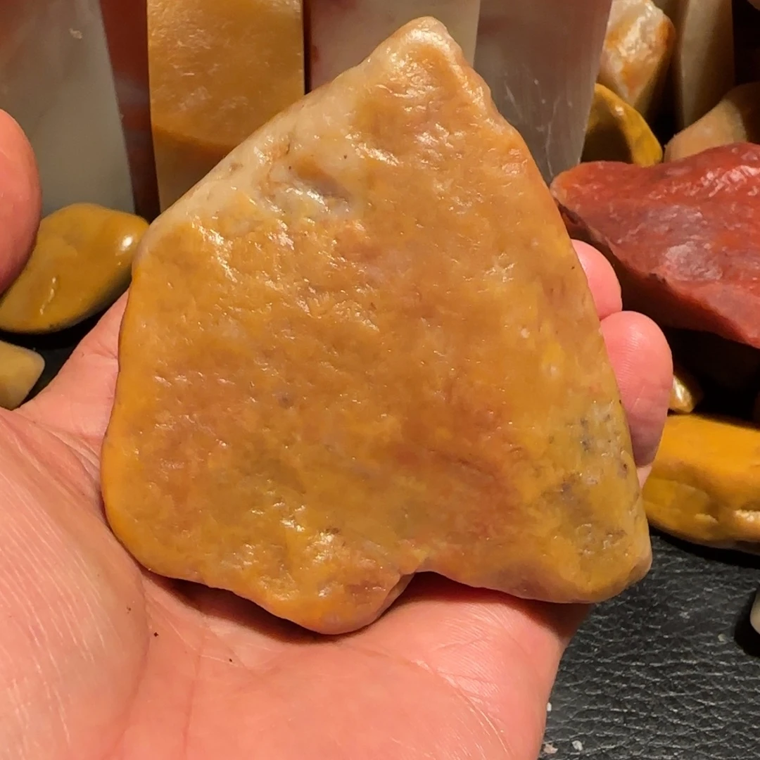 老挝石田黄．．．．．…