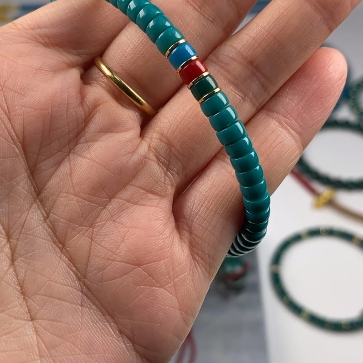 R***y玻璃颈饰5毫米蓝绿