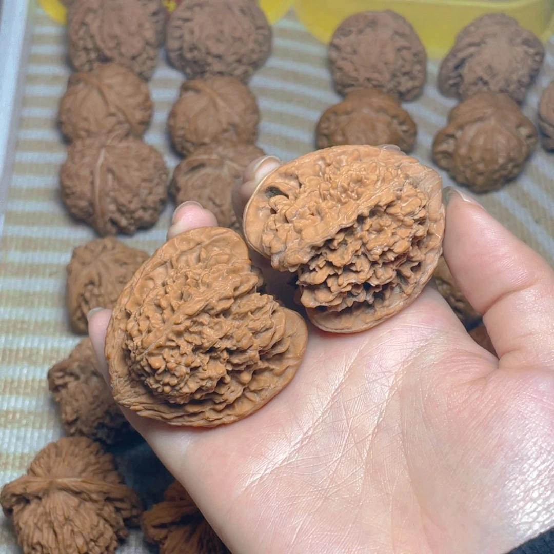桃核吊坠秋**蝉满天星狮子头44