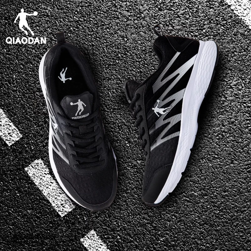 乔丹轻便跑鞋男夏季休闲网面透气潮流减震防滑学生训练百搭运动鞋