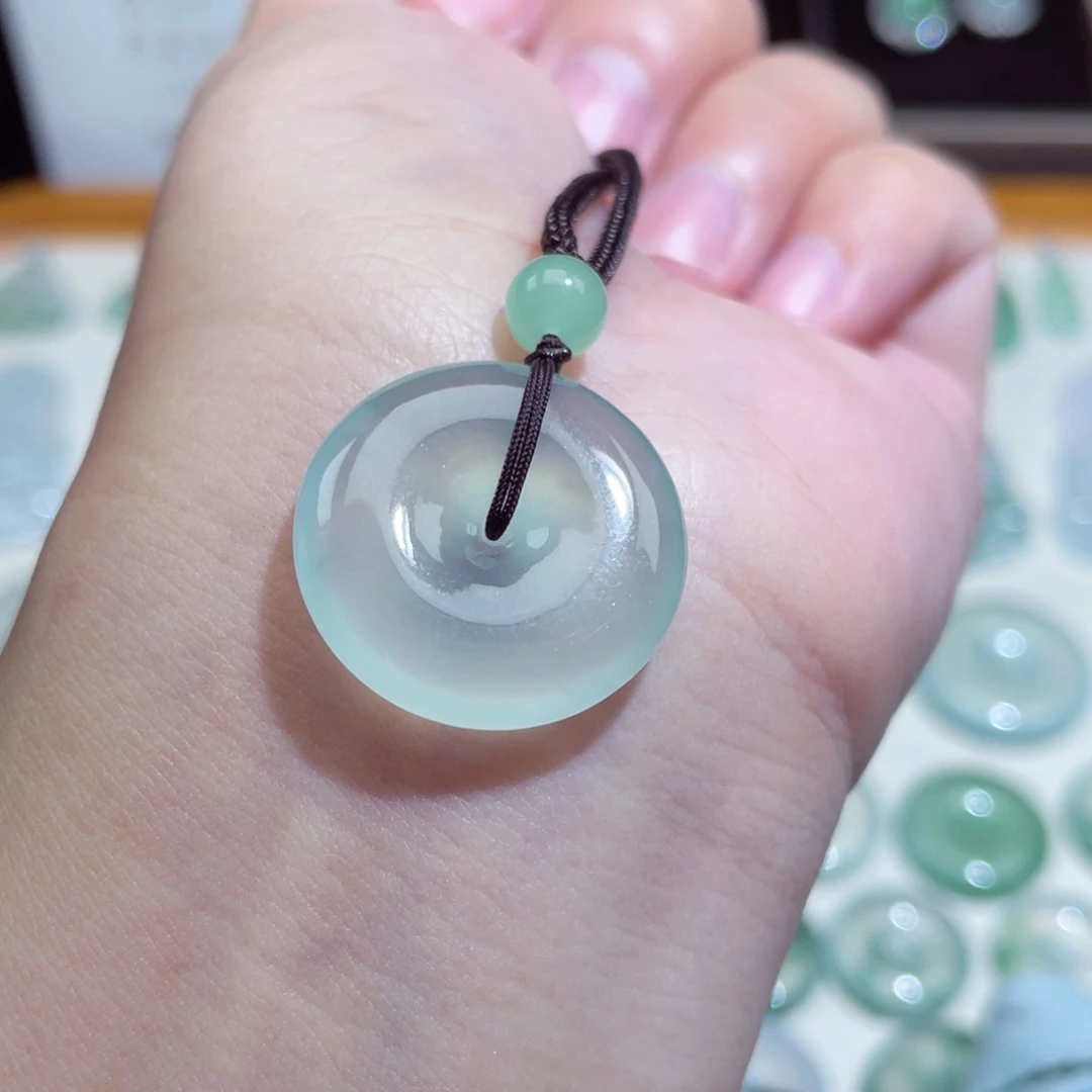 颈饰未镶嵌翡翠扣子