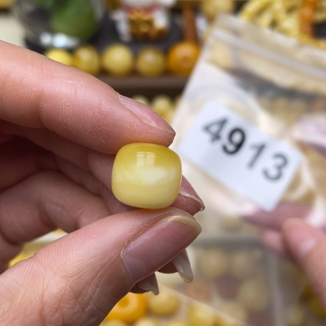 蜜蜡珠宝奇石未镶嵌13