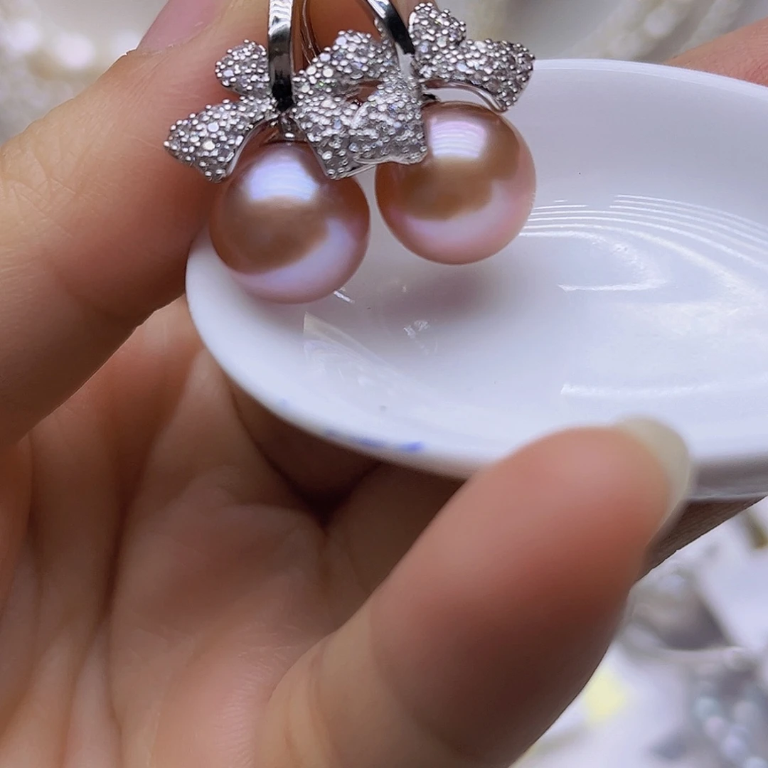 淡水珍珠吊坠或者耳钉未镶嵌