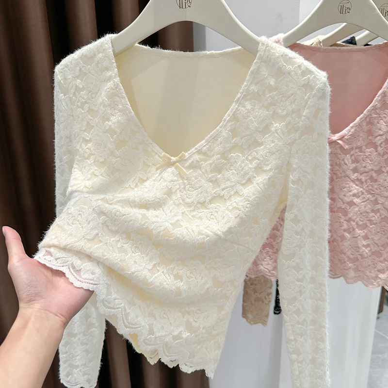 超好看V领修身法式蕾丝衫2025新款秋冬加绒洋气内搭小衫网纱上衣