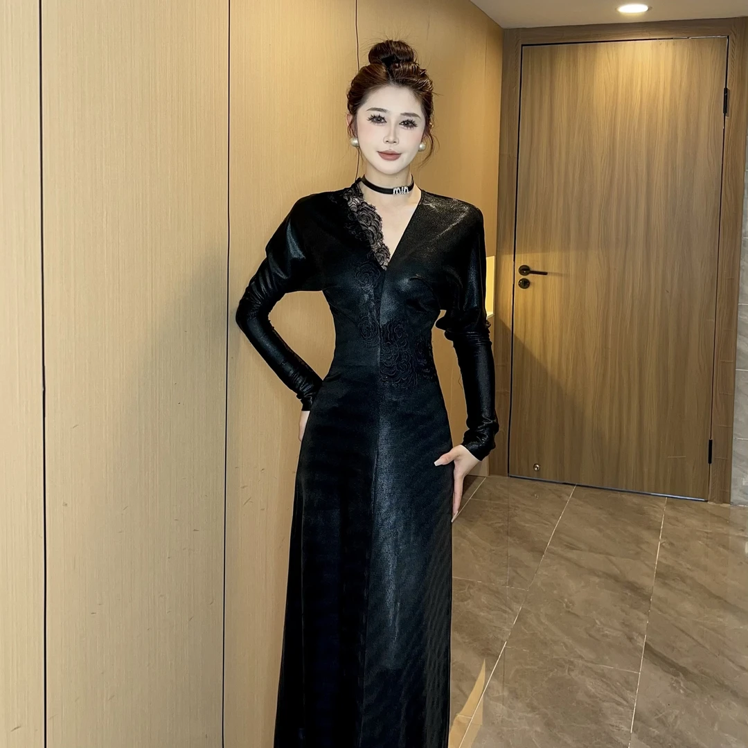 【MD原创·宵夜】2025春季新款气质时尚长袖打底休闲长款修身连衣裙