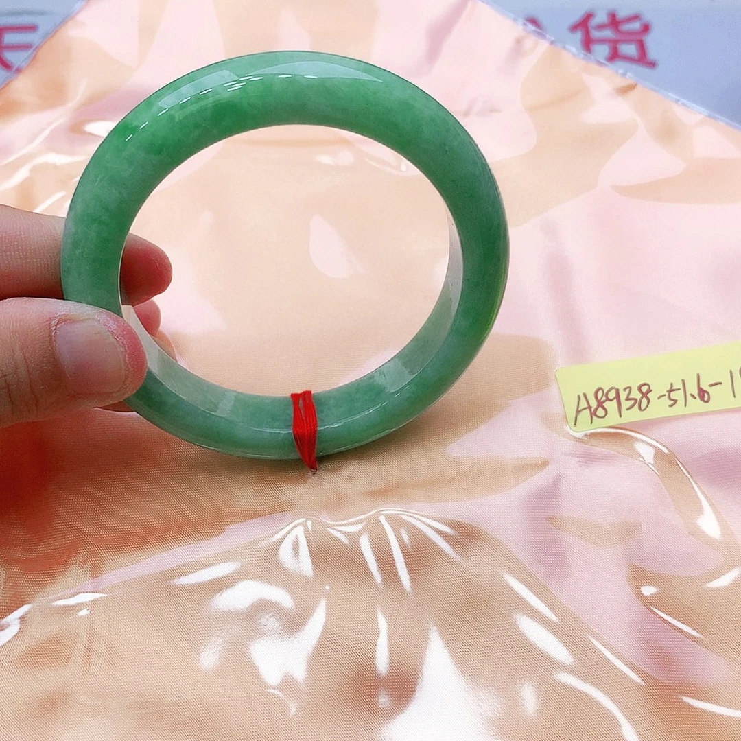 翡翠未镶嵌手镯我