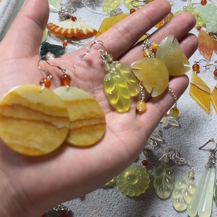 蛇纹石玉未镶嵌把件