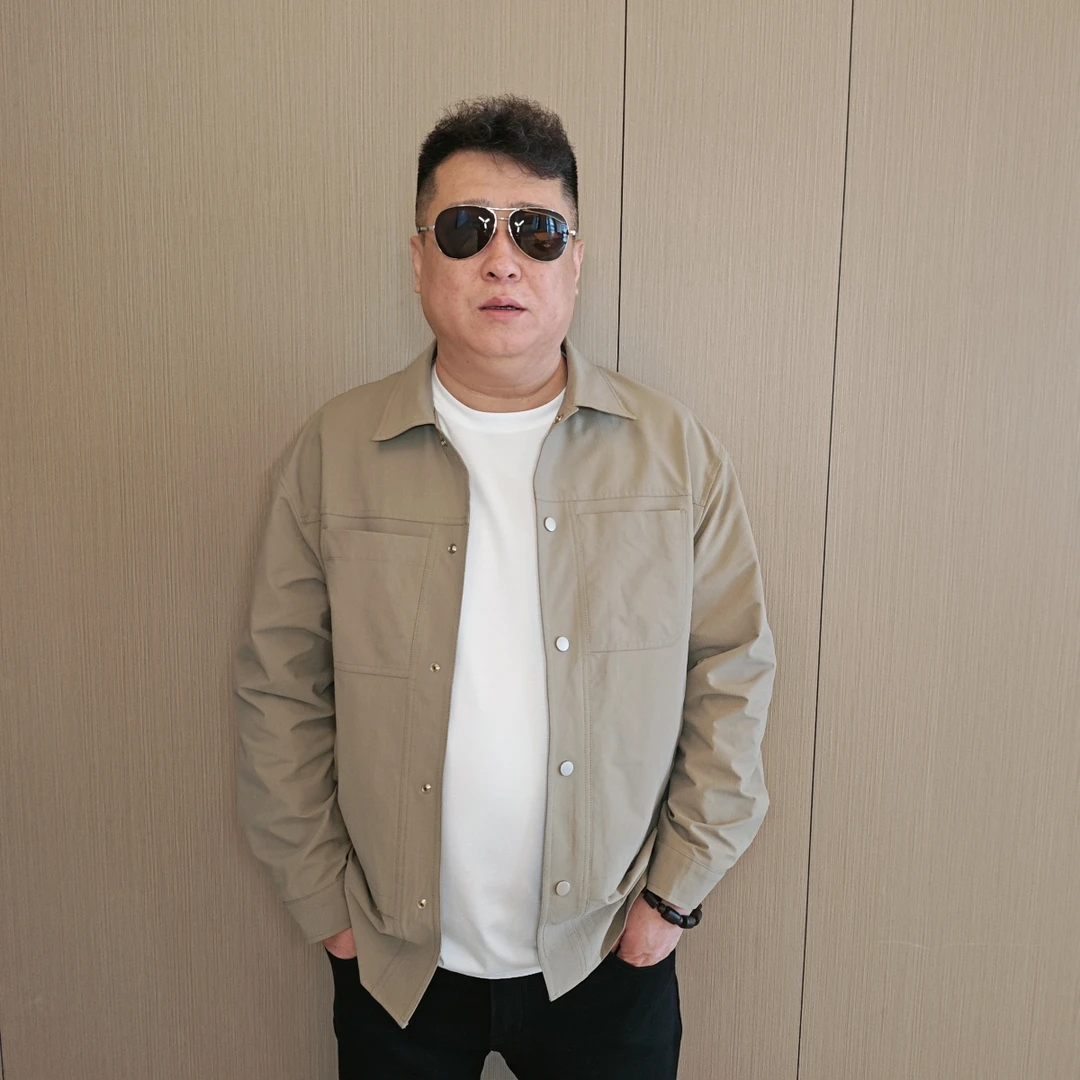 男士大码春秋季潮流纯色翻领长袖休闲夹克外套大码男装春季上新TY