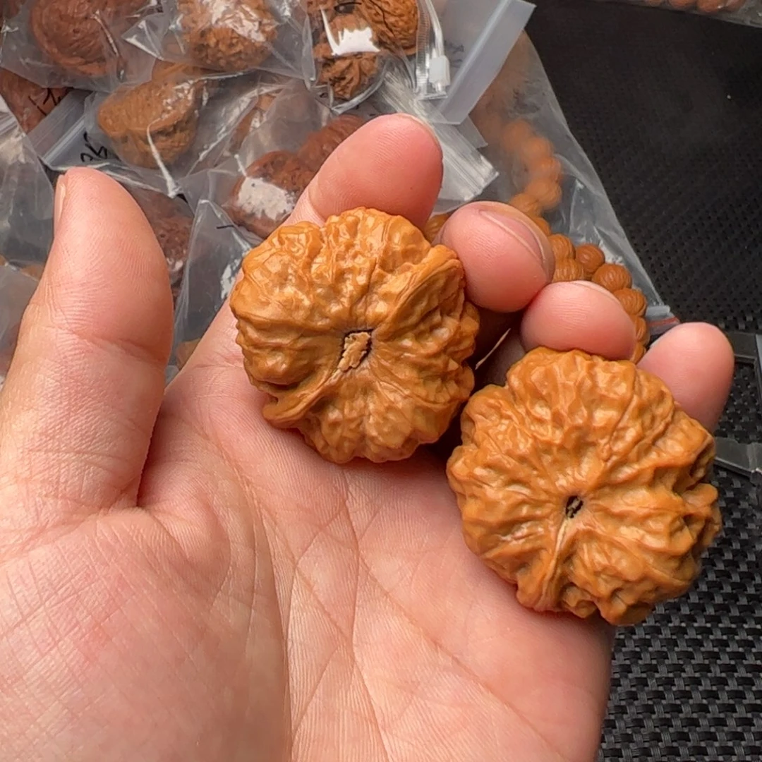 文玩核桃把件半**脑6.6一帆风顺