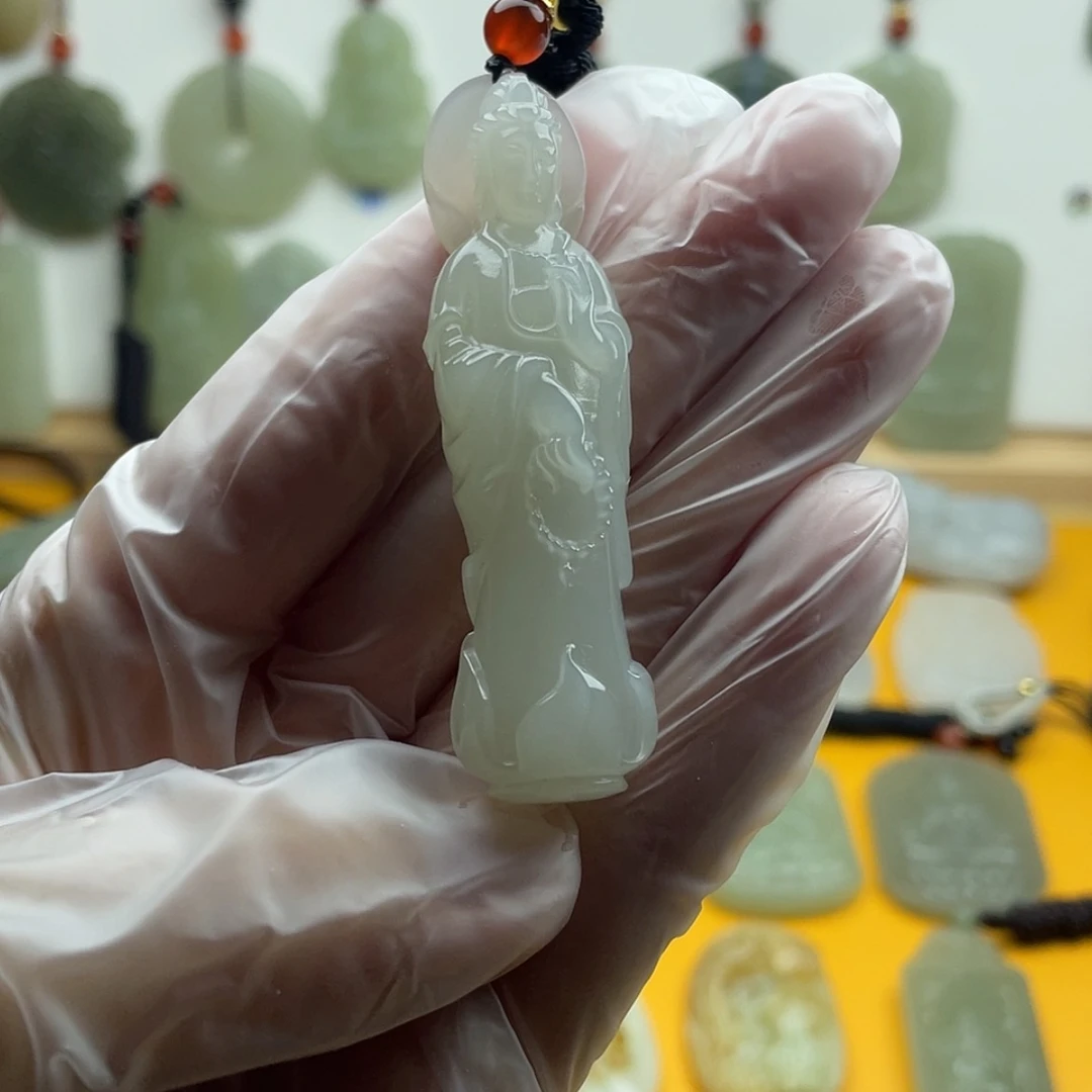 【闪购商品】晴水底高冰站观音吊坠