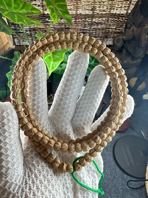 藏区柏香籽/尺寸8左右/磨盘、莲花、鬼脸/新粉福利