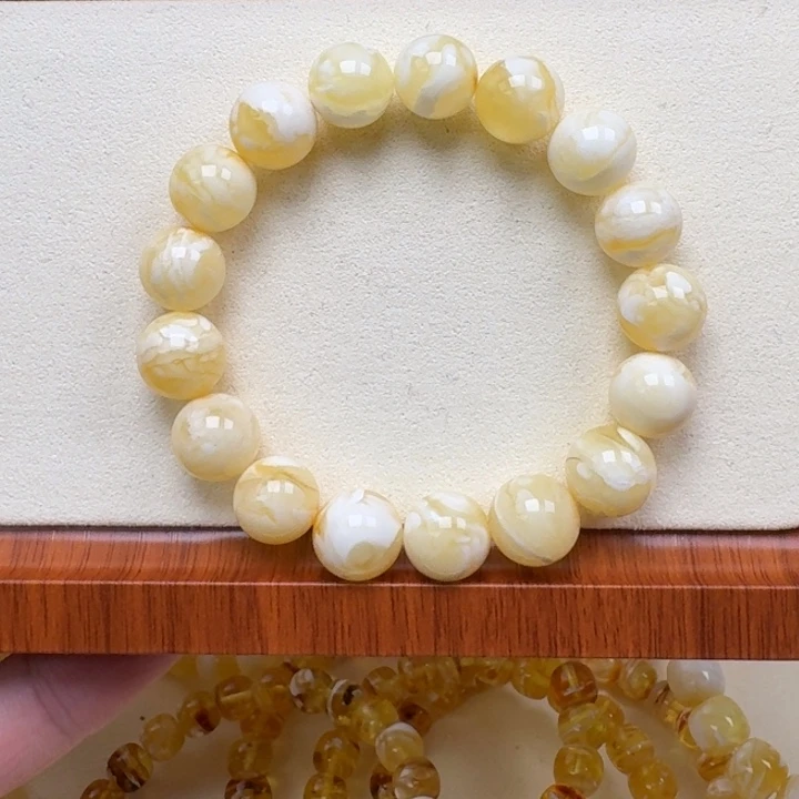 潇***洒未镶嵌琥珀裸石11.3mm裸发