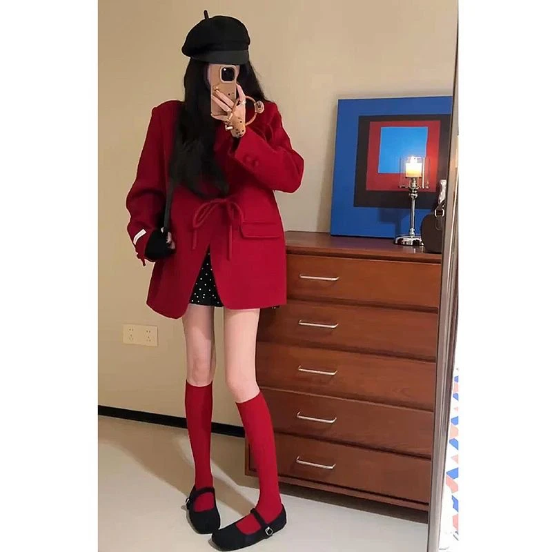 胖mm大码冬季新年港味气质宽松红毛呢西装外套搭配高腰包臀