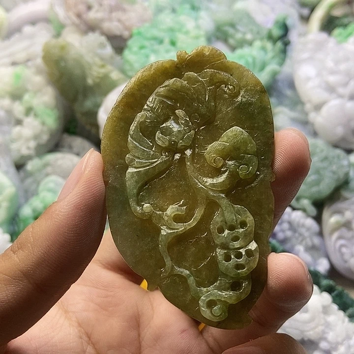 定制翡翠未镶嵌天然翡翠
