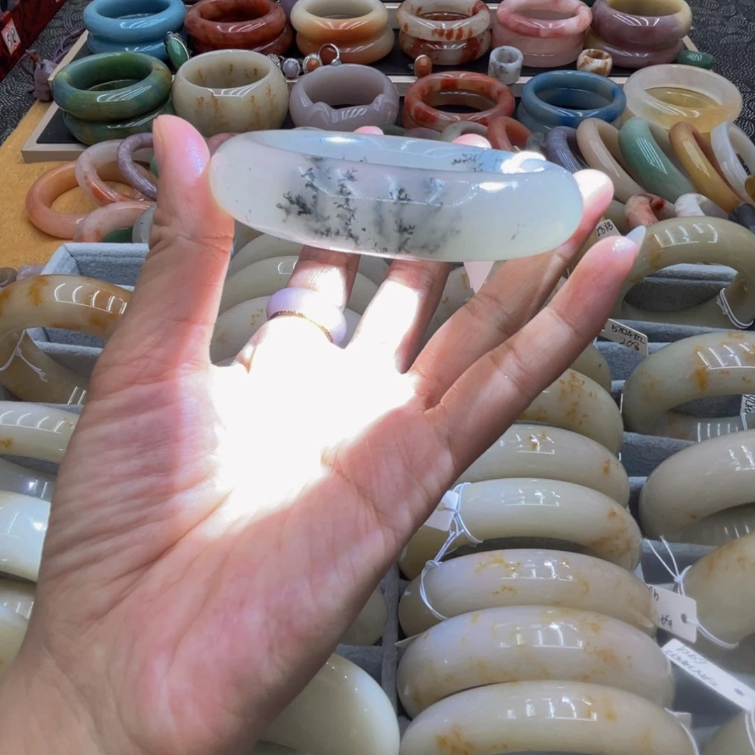 石英质玉未镶嵌圈口58