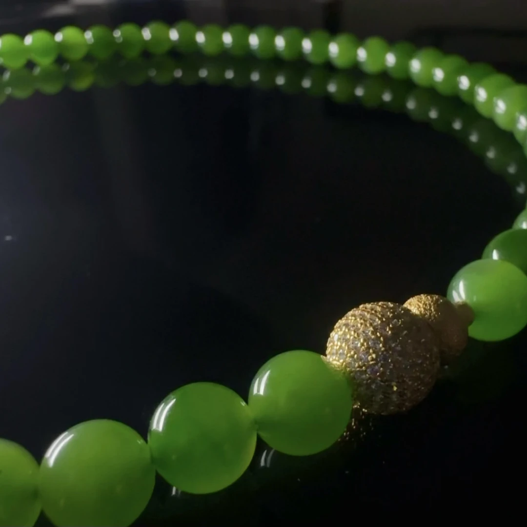 和田玉碧玉菠菜绿气质项链冰底百搭轻奢妈妈链8m微黑多样性发一