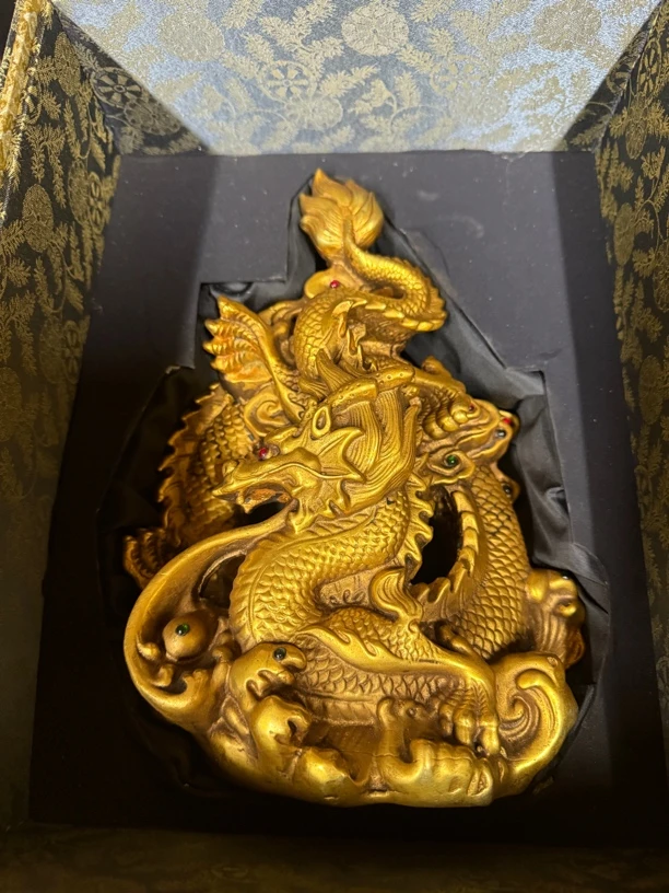 【闪购商品】龙套盒